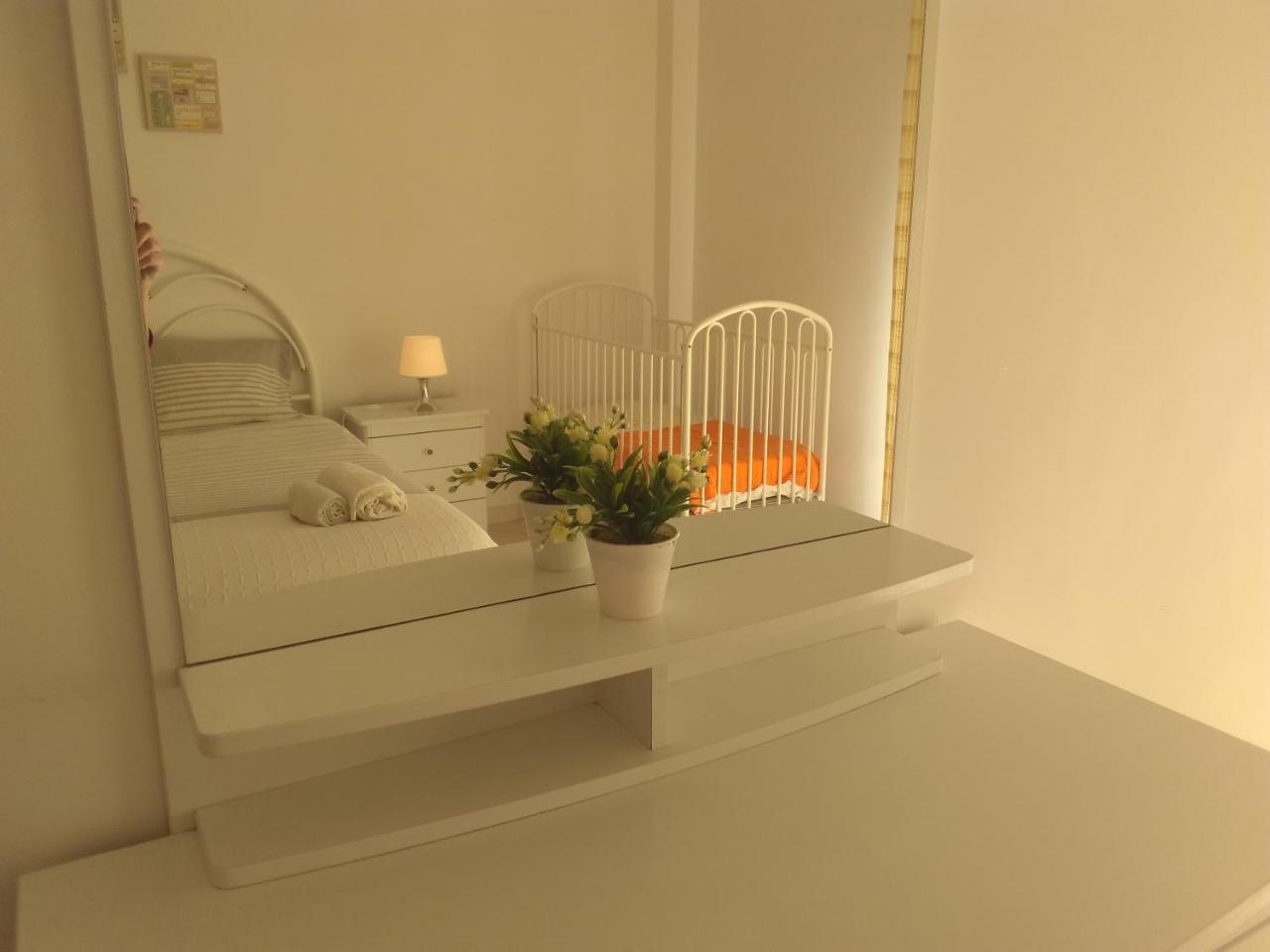 Apartamentos Monica Куартейра Екстериор снимка