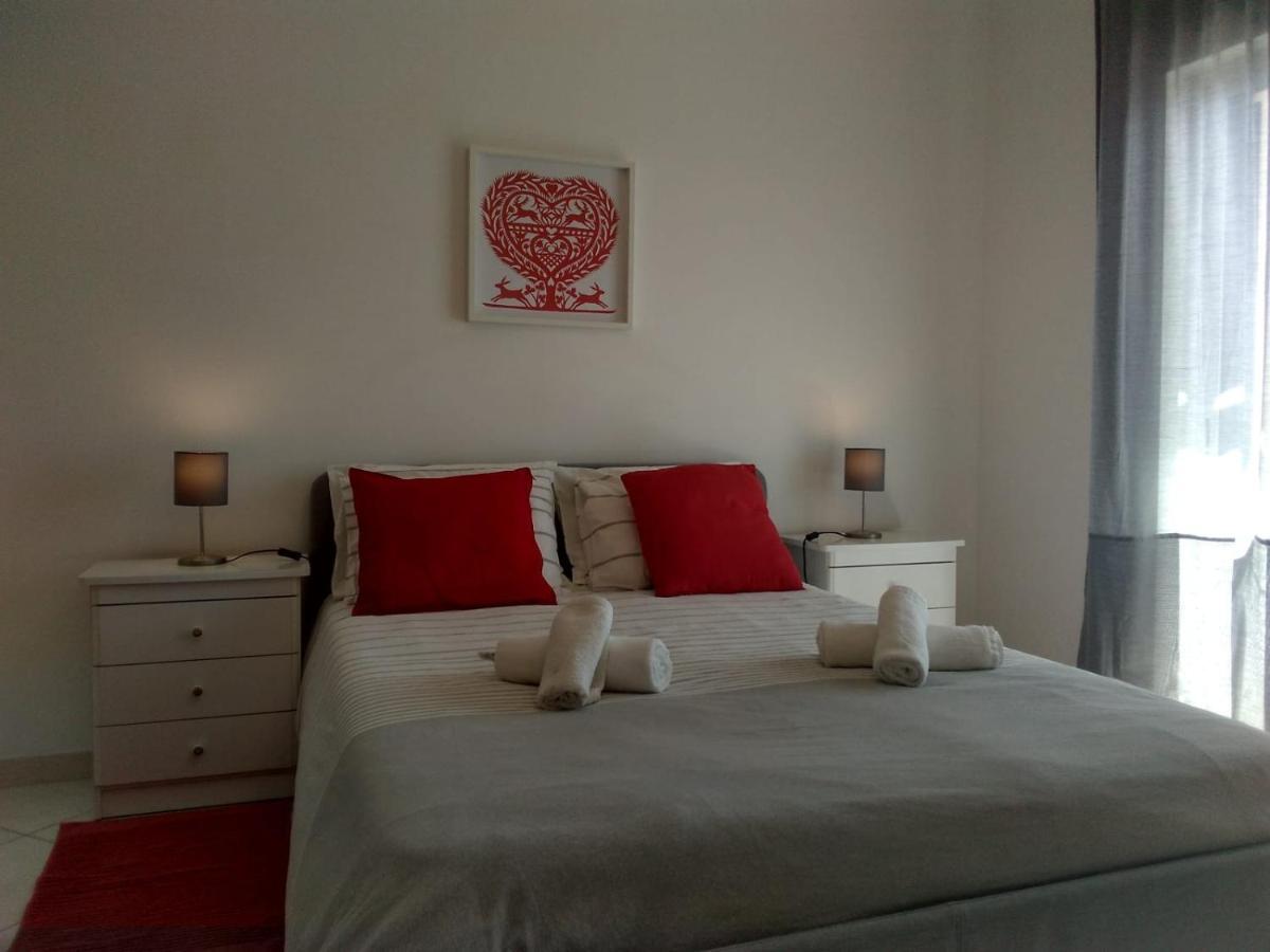 Apartamentos Monica Куартейра Екстериор снимка