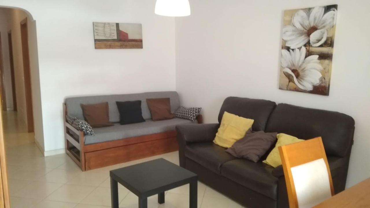 Apartamentos Monica Куартейра Екстериор снимка